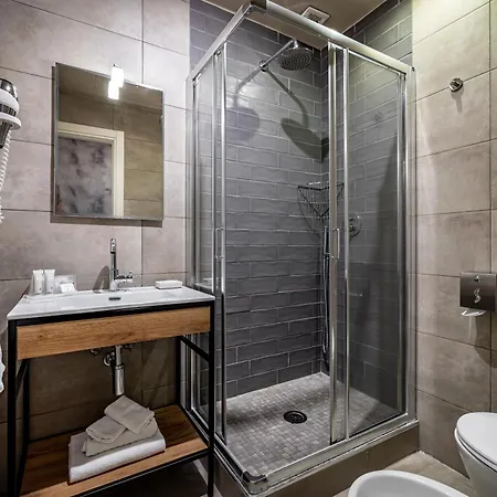 Old Bridge 3* Firenze