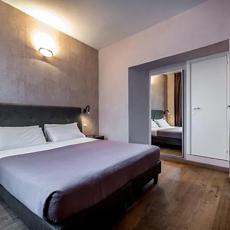 Old Bridge 3* Florence