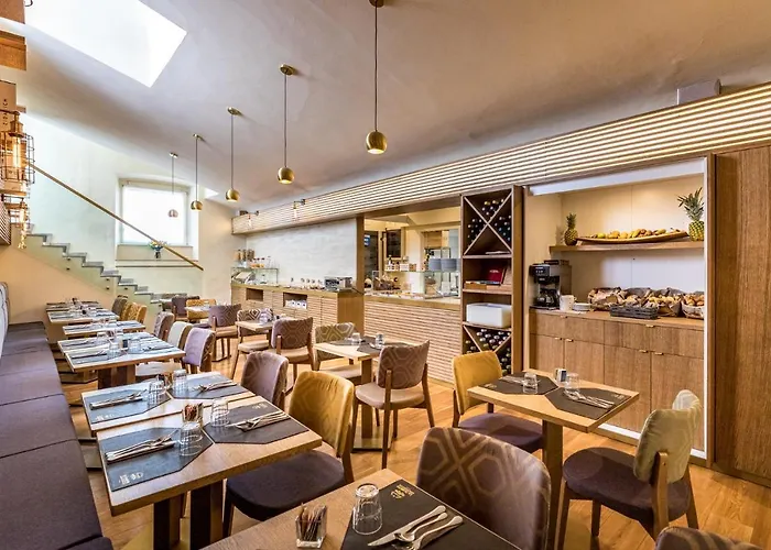 Old Bridge Frühstückspension 3*