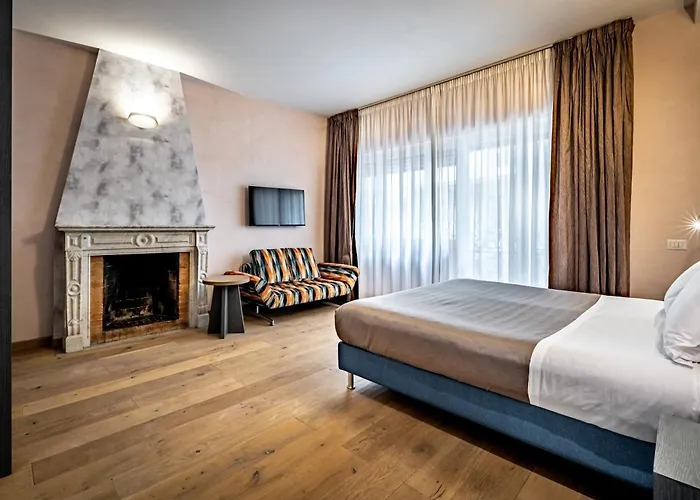 Old Bridge 3* Florencia